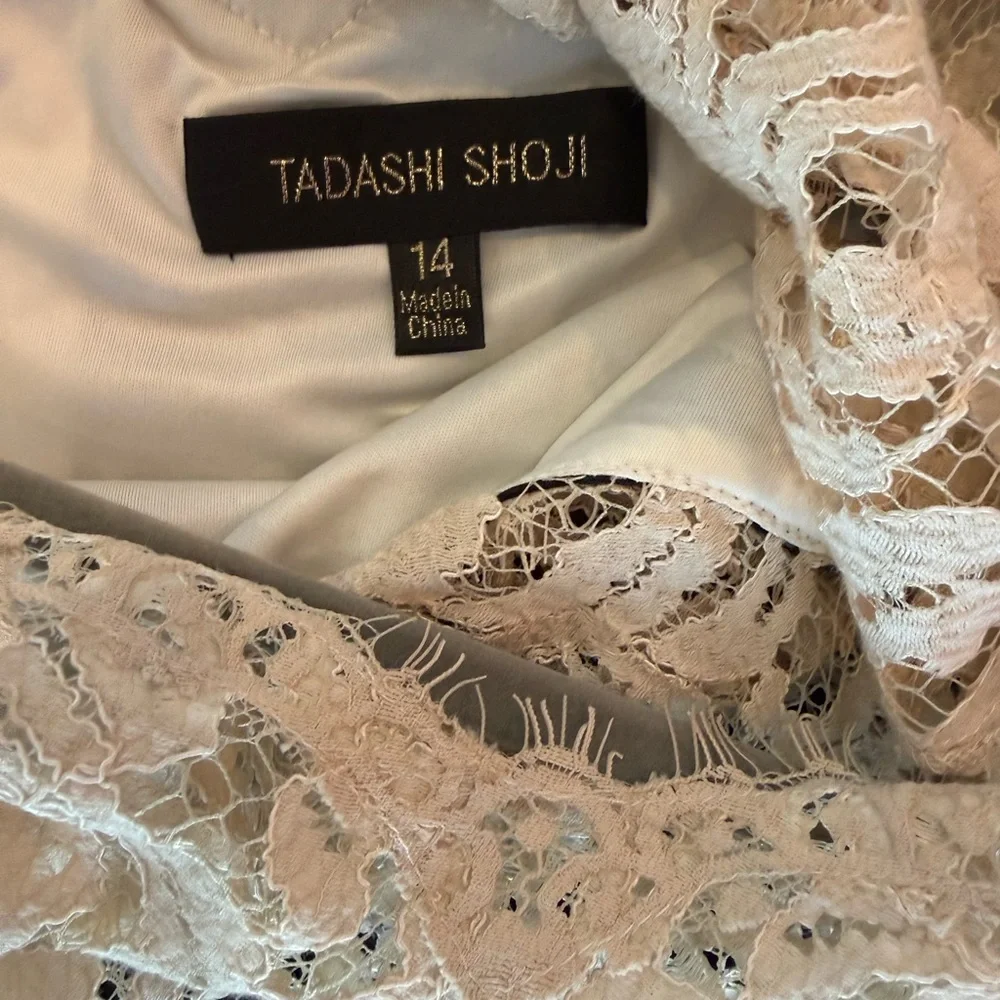 Tadashi Shoji Navy White Boatneck 3/4 Sleeve Lace Belted Black tie Gown 14 - Picture 11 of 13